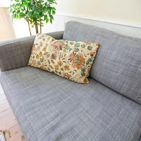 Charming Old-town Flat In Apartment *
